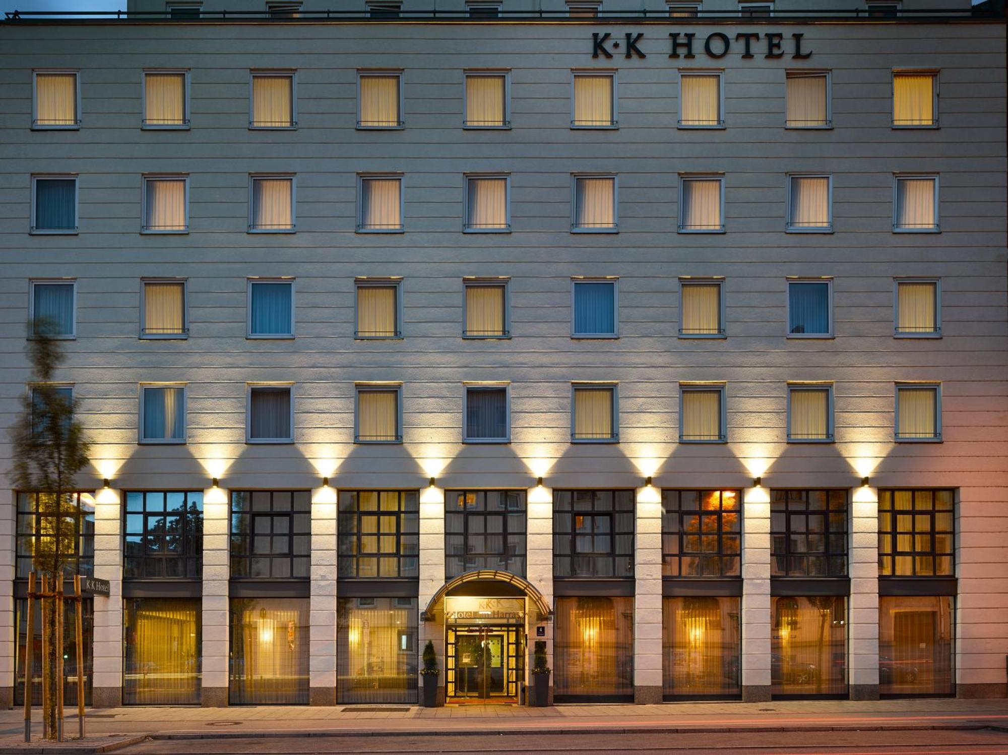 4 Business Hotels nahe Tierpark Hellabrunn mit guter Anbindung