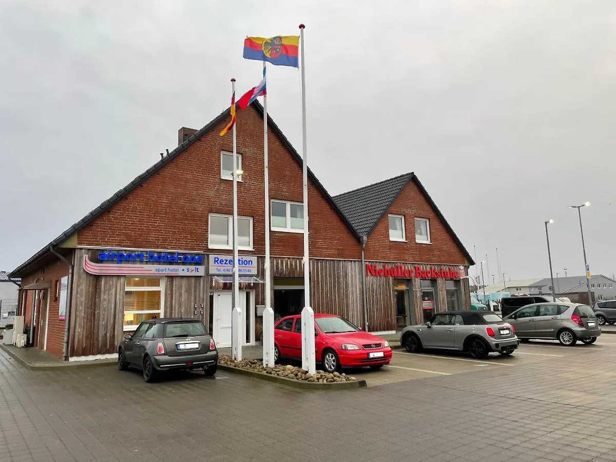 12 Flughafen-Hotels rund um Großsteingrab Denghoog auf Sylt
